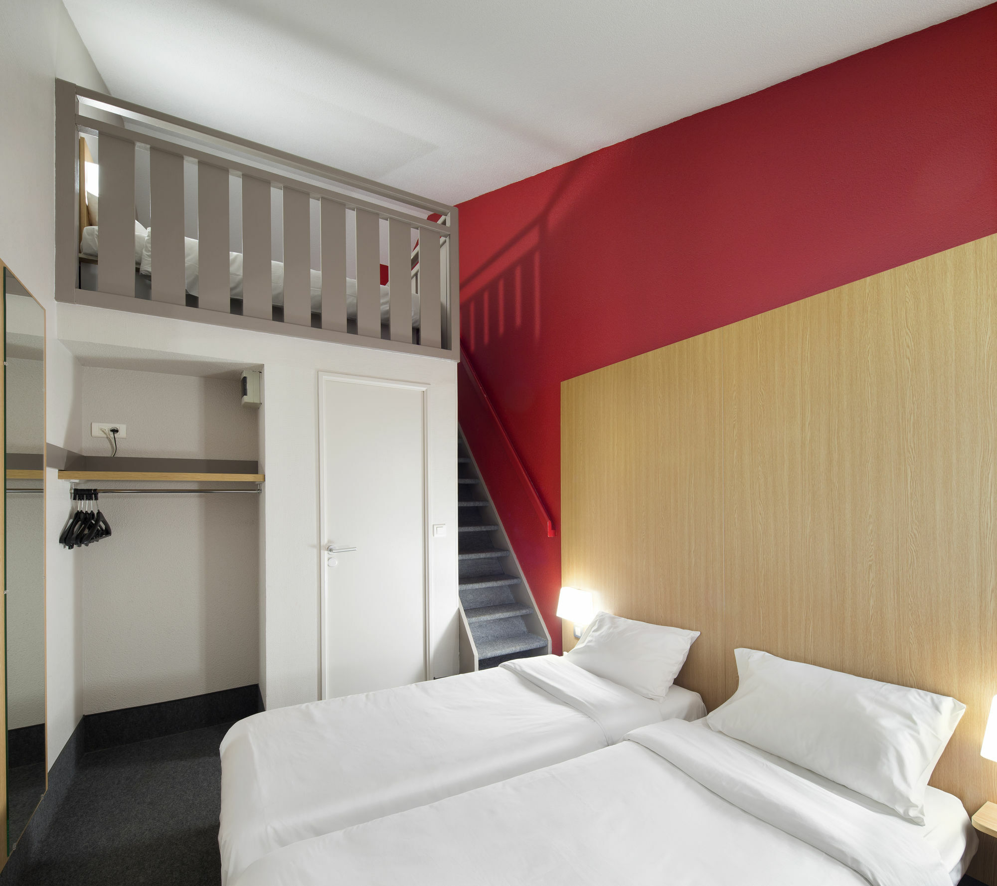 B&B Hotel Vannes Est Golfe Du Morbihan ภายนอก รูปภาพ